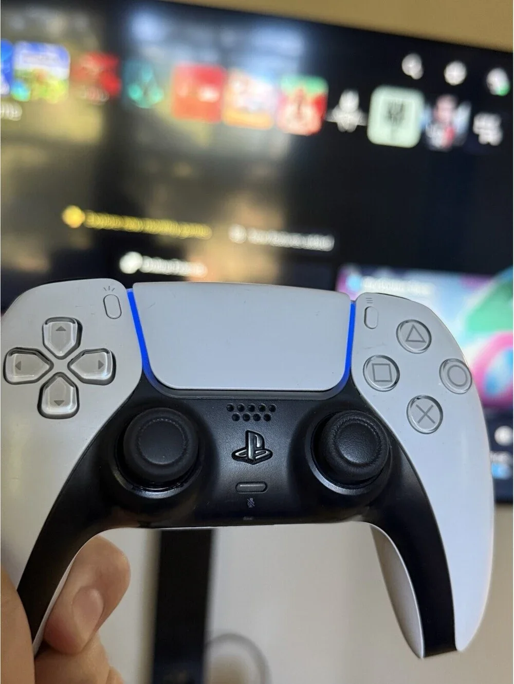Sony PlayStation 5 Controller - White (CFI-ZCT1W)